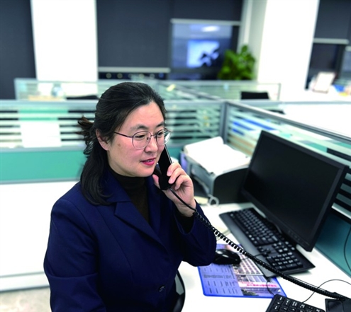 张旻十五年来带领客服热线为百姓“嘘寒问暖”
